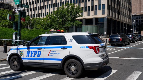 Suspect In Custody After Incendiary Device At 26 Federal Plaza