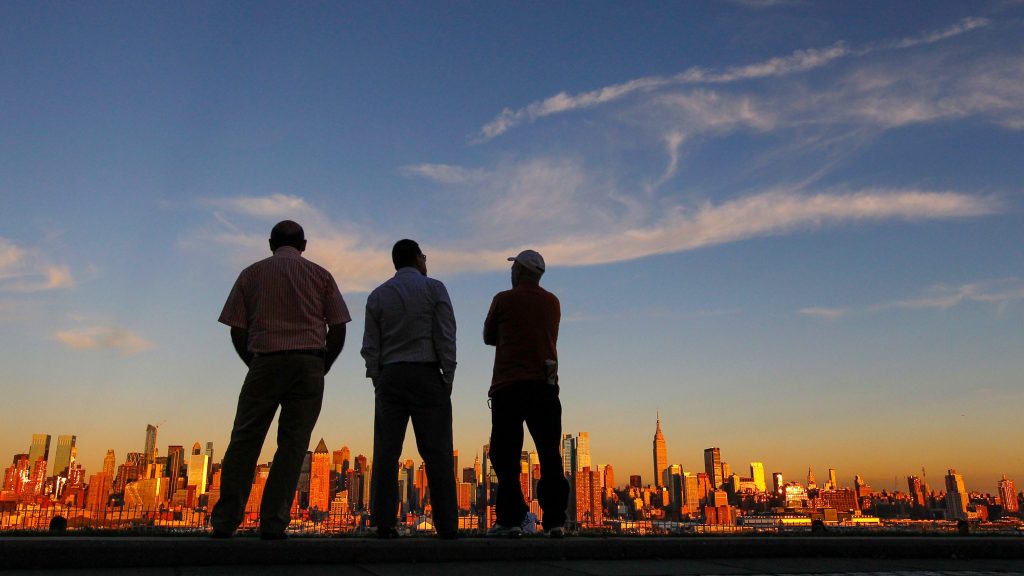 Sunny, Comfortable Weather Carries New York Into The Weekend