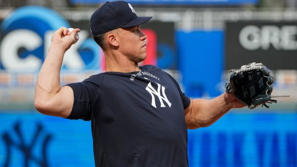 Yankees Continue White Sox Series As Deadline Week Heats Up