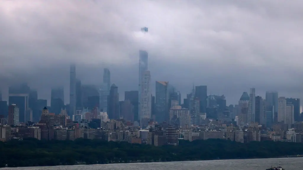 rain-clouds-over-the-new-york-city-skyline-and-the-hudson-river-are-seen-from-fort-lee
