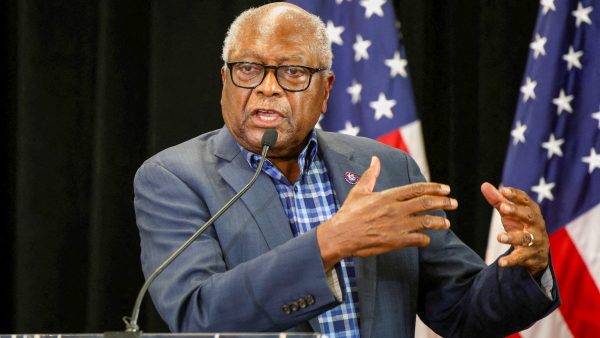 Clyburn Pushes to Expand the Supreme Court