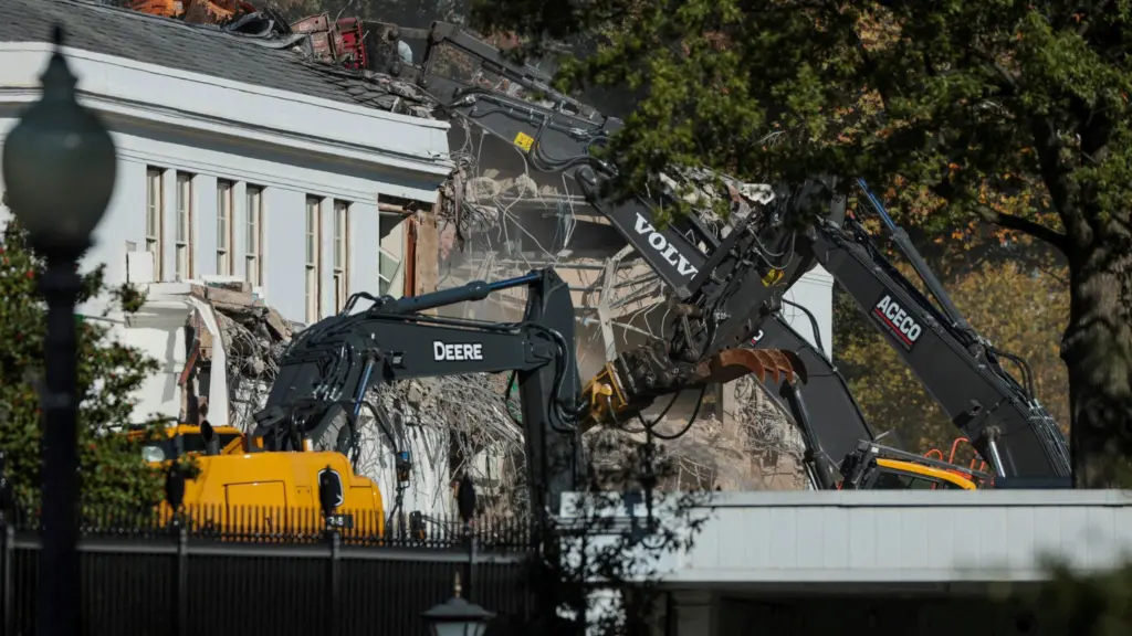 file-photo-demolition-continues-on-part-of-the-white-house-east-wing-in-washington
