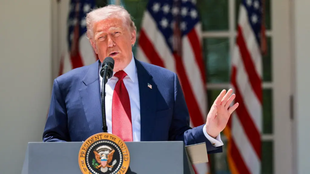 u-s-president-donald-trump-attends-a-mothers-day-reception-for-gold-star-mothers-in-the-rose-garden-at-the-white-house-in-washington-dc-5