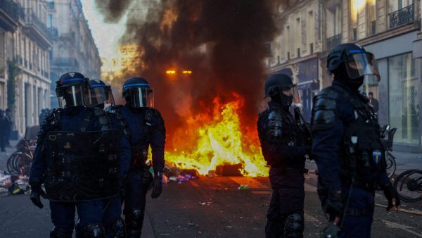 Luxury Stores Looted as Violent Protests Erupt Across Paris