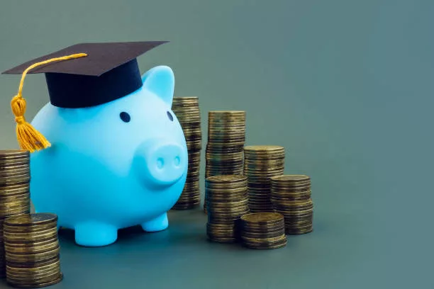 savings-for-college-piggy-bank-with-graduation-cap