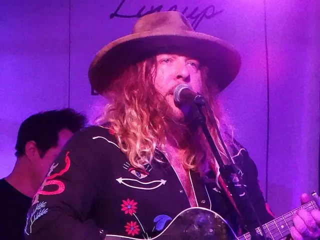 derek-woods-band-090625