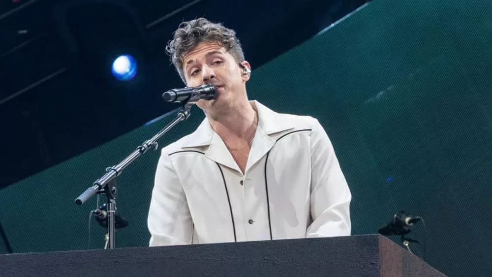 shutterstock_2206477979556467