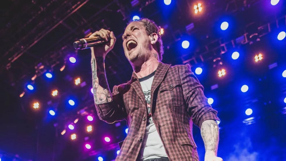 shutterstock_112401470929537