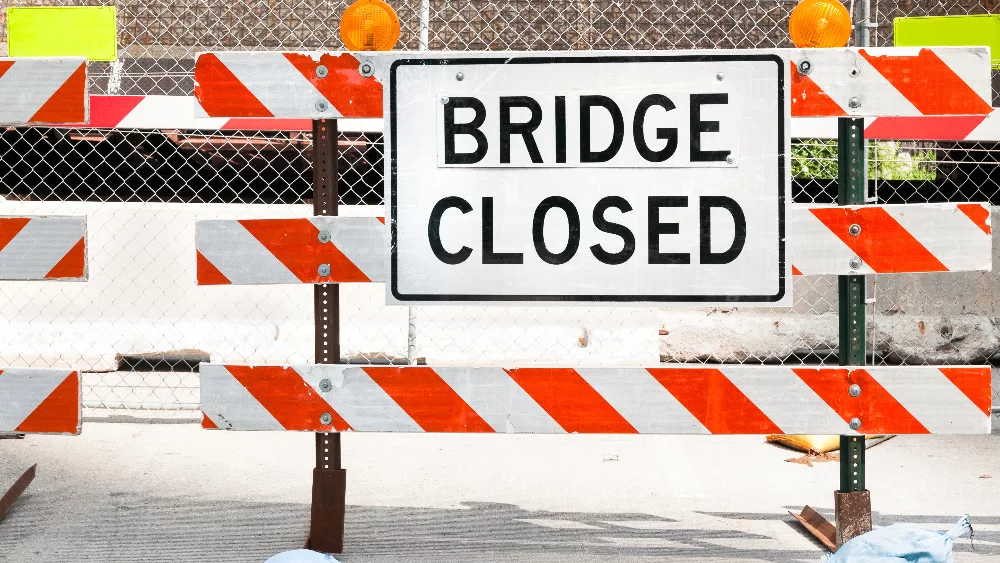 bridge-closed-jpeg-2