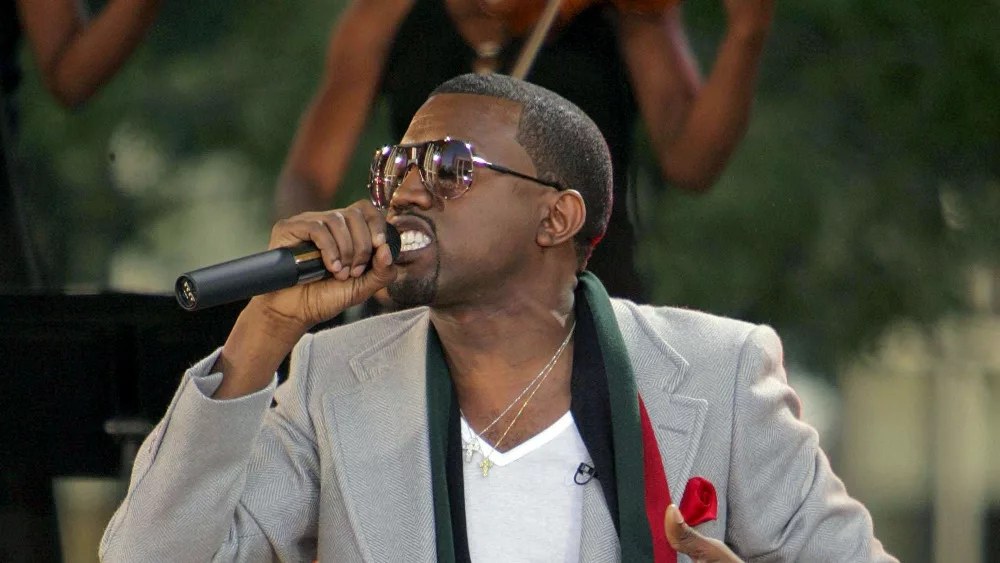 Kanye West on stage for ABC Good Morning America Summer Concert^ Lincoln Center^ New York^ NY^ September 02^ 2005