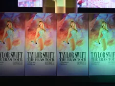 Concert film Taylor Swift : The Eras Tour ; Display at the theater October 22^ 2023