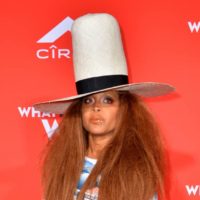 shutterstock_1298097364788399