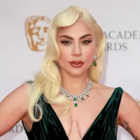 shutterstock_2137216933949698