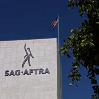 shutterstock_2003441258810108