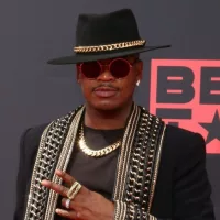 Ne-Yo at the 2022 BET Awards Arrivals at Microsoft Theater on June 26^ 2022 in Los Angeles^ CA