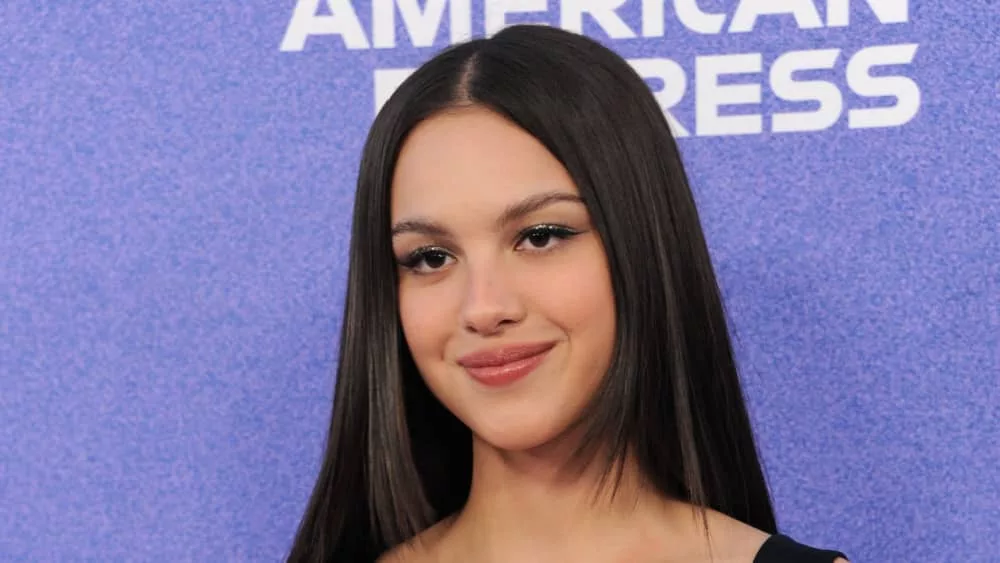 shutterstock_2132327717935143