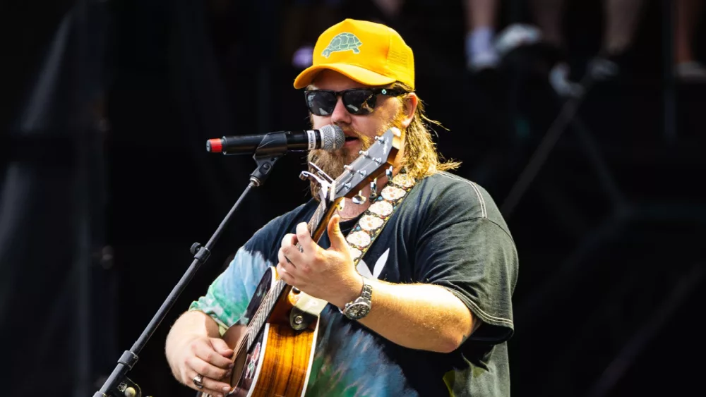 shutterstock_2040341360673944