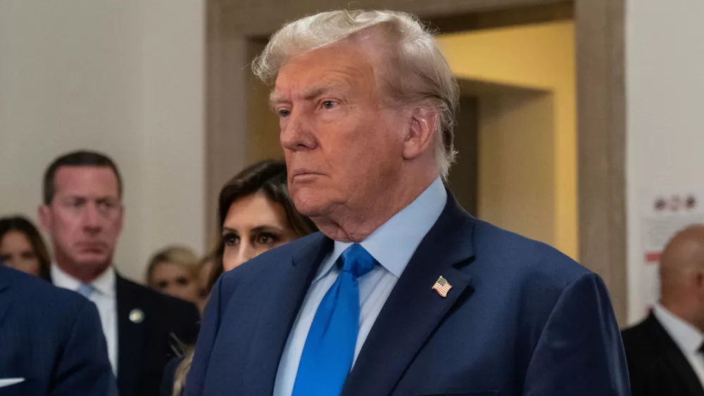 shutterstock_2369816069275731