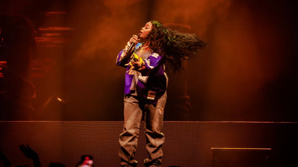 shutterstock_2312893923281750