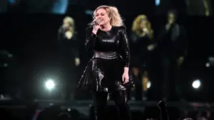 Singer Kelly Clarkson performs in concert at NYCB Live on March 7^ 2019 in Uniondale^ New York.