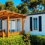 mobile-home-adobe-stock-photo-1