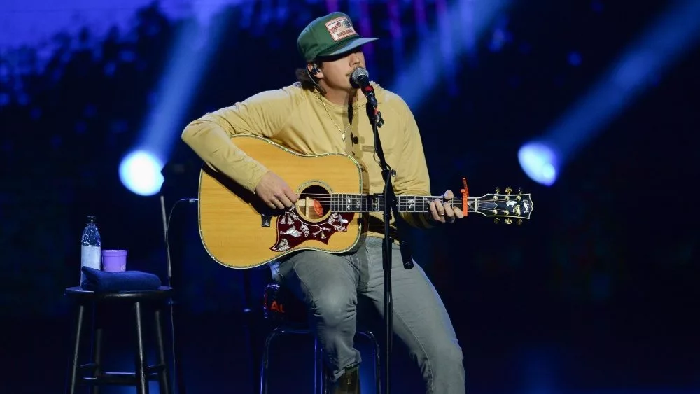 Dylan Marlowe performs in Hollywood^ Florida on November 14^ 2024 as part of Audacy’s Stars and Strings benefit concert.