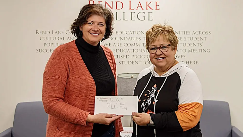 rlcf-food-pantry-donation-7