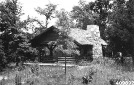 duck-bay-pavilion-1940s