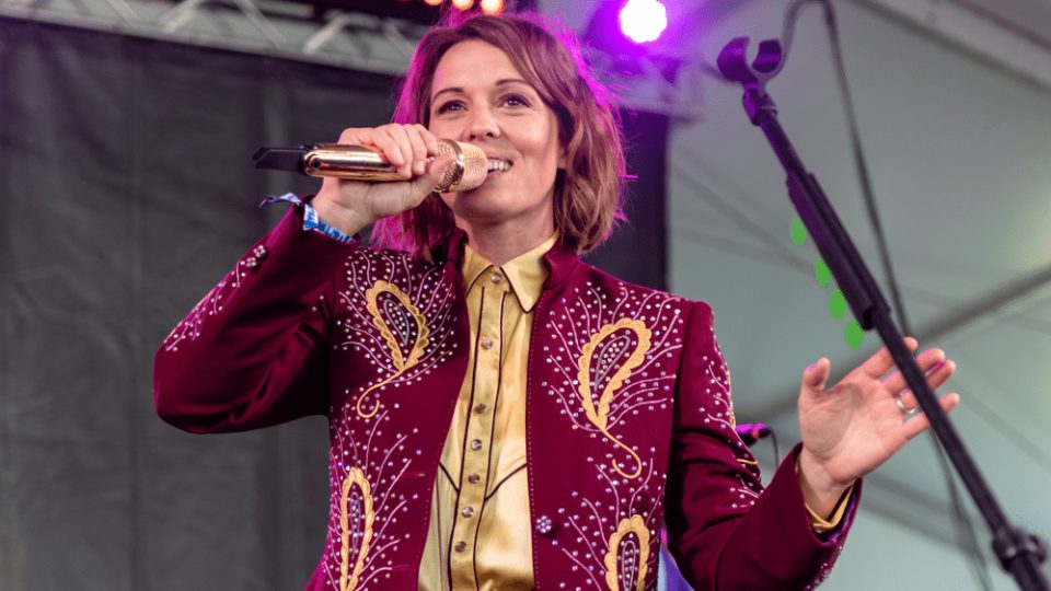 Brandi Carlile covers John Denver's "Take me Home, Country Roads" WMIX