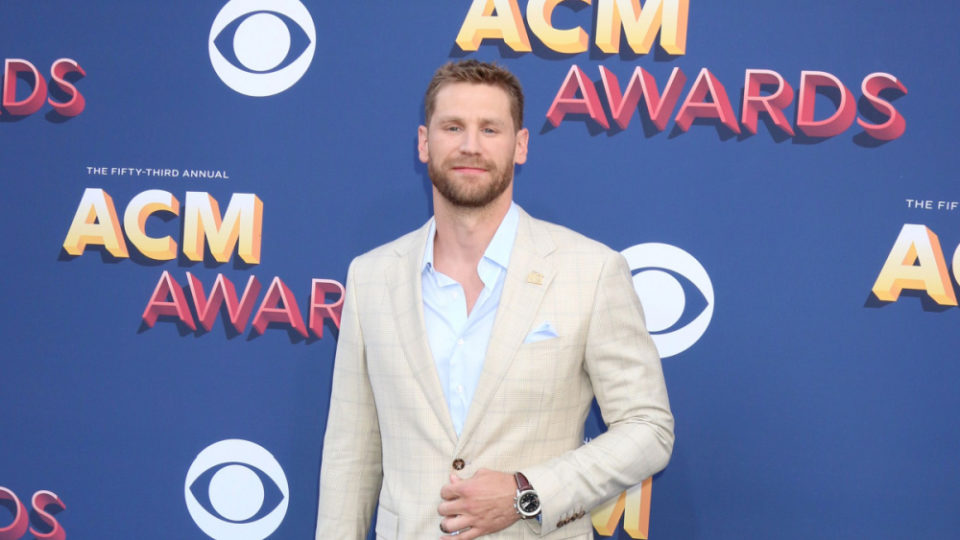 Chase Rice releases video for his new single 'Way Down Yonder' WMIX