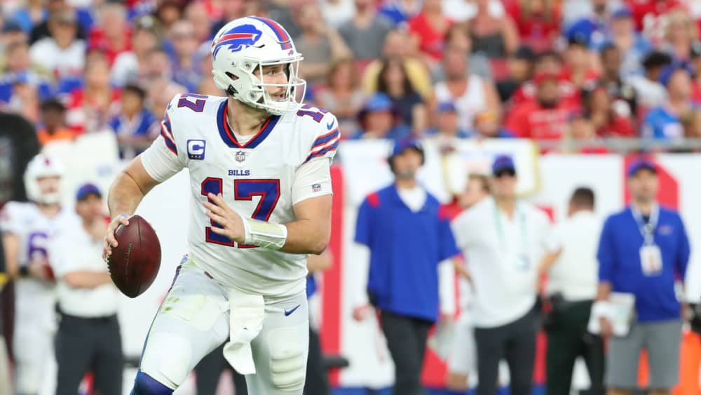 Josh Allen throws 3 TD passes to help Bills beat Miami 37-20 - The San  Diego Union-Tribune