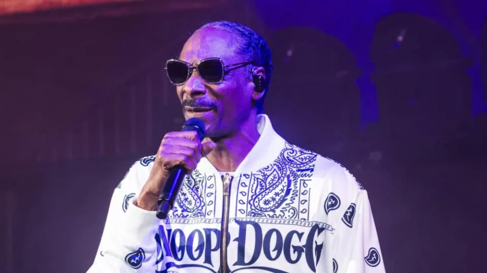 Snoop Dogg Drops Skechers X Snoop Dogg Sneaker Collaboration | WMIX