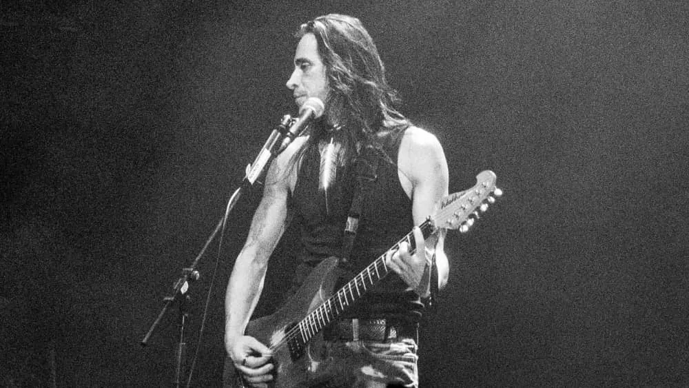 shutterstock_64236675745946