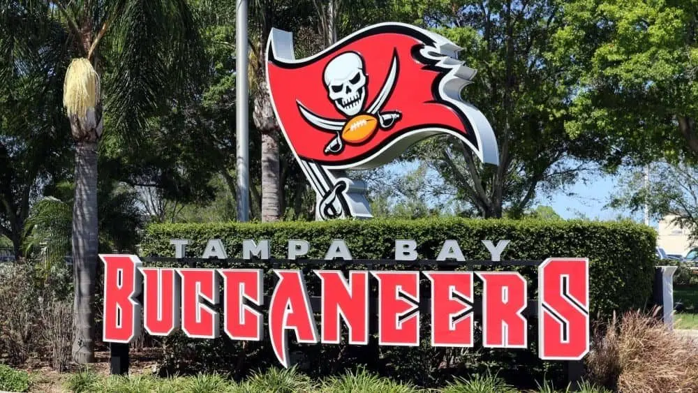 Tampa Bay Buccaneers team headquarters in Tampa^ Florida on May 15th^ 2017. The Tampa Bay Buccaneers are one of the 32 teams of the NFL.