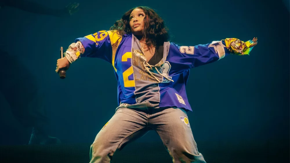 shutterstock_2312893929807652