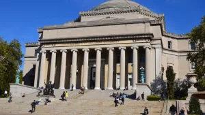 Columbia University Library and statue of Alma Mater^ New York^NY. It is the highest learning in the state of NY^ the 5th oldest in the USA