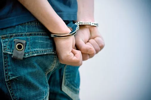 handcuffs-ts-jpg-19