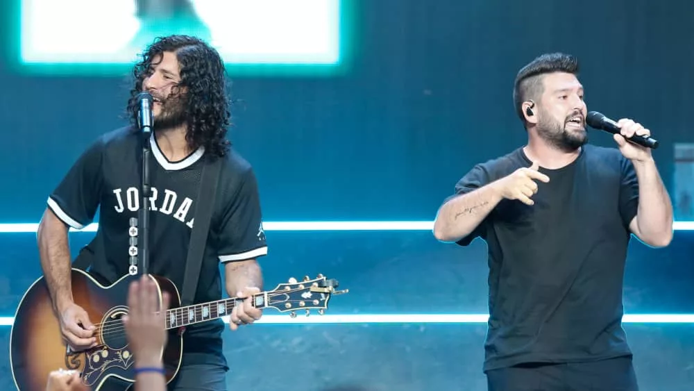 shutterstock_1459487582382781