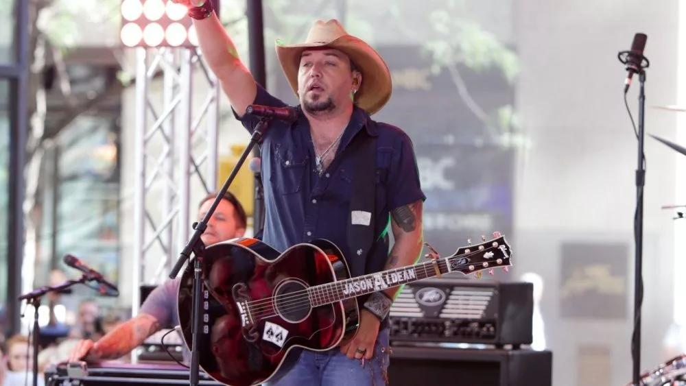 Jason Aldean performs onstage at NBC's 'Today Show' at Rockefeller Plaza July 31^ 2015 in New York City.