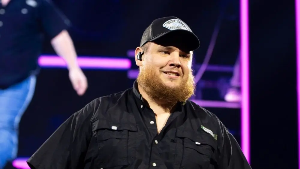 Luke Combs performs live at ao arena manchester uk. Manchester^ United Kingdom^ 17th october 2023