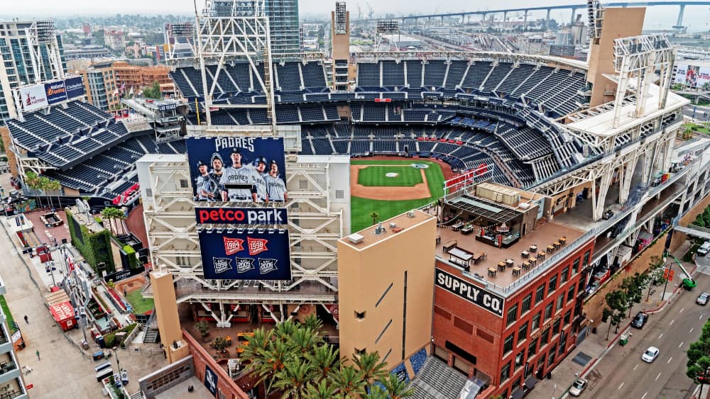 shutterstock_1613981752-2