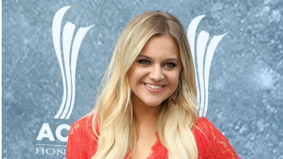 Kelsea Ballerini to embark on 30-city arena tour in 2025 | 106.9 WDML