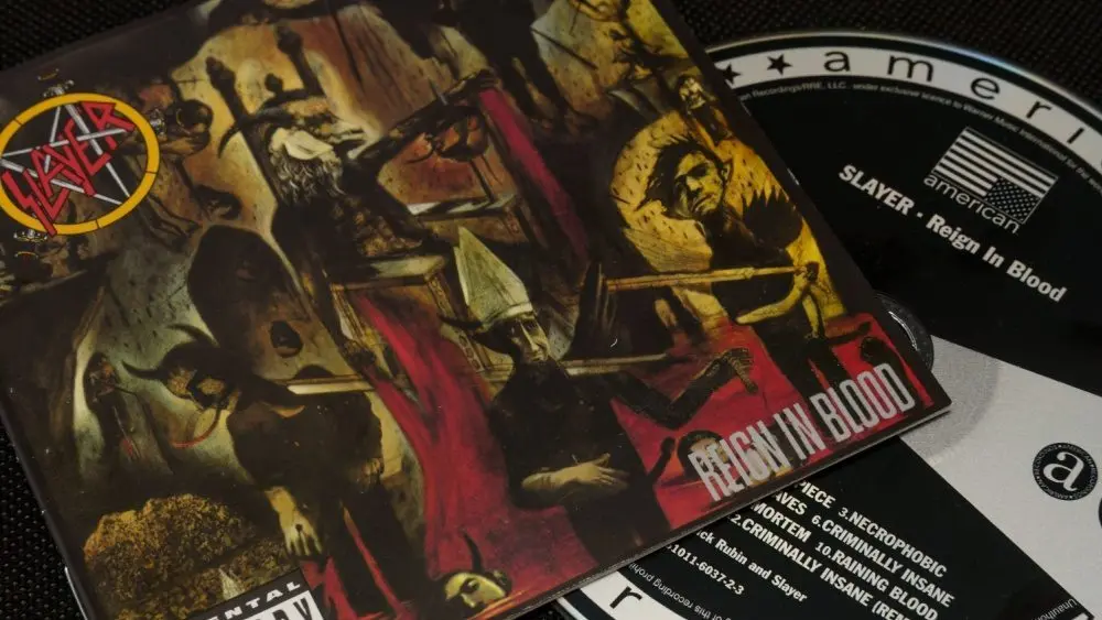 Slayer - Reign in Blood (1986) studio album^ CD and cover art