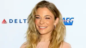 Leann Rimes at the 2020 Muiscares at the Los Angeles Convention Center on January 24^ 2020 in Los Angeles^ CA
