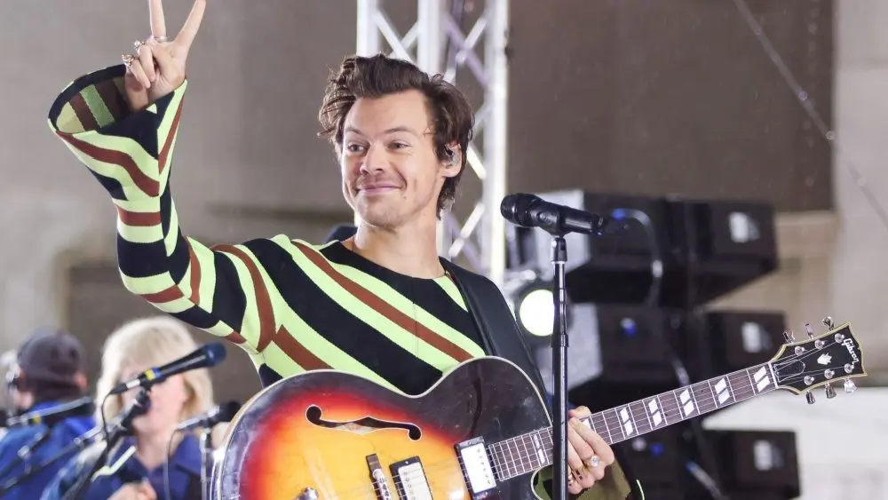 Harry Styles performs on NBC's "TODAY" Show at Rockefeller Plaza on May 19^ 2022 in New York City.