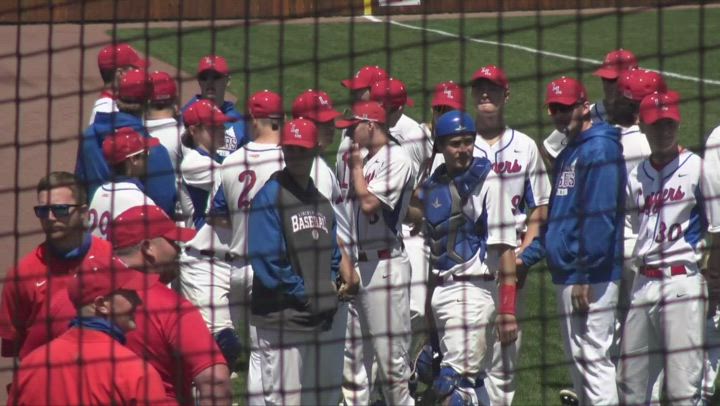lewis-and-clark-vs-lincoln-land-college-baseball_preview-0000002