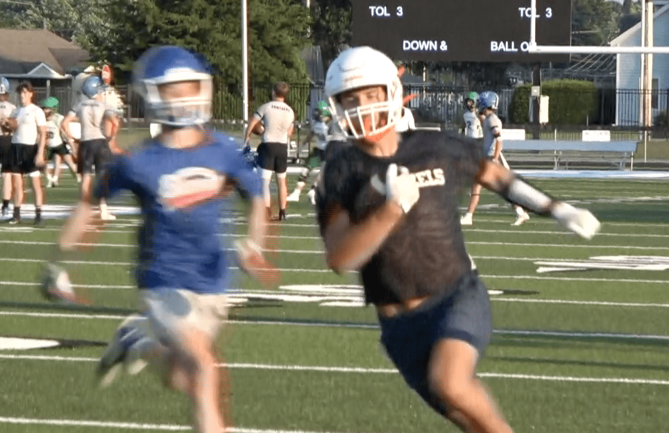 New Berlin, Auburn, North Mac and Nokomis Compete in 7 on 7 Football ...