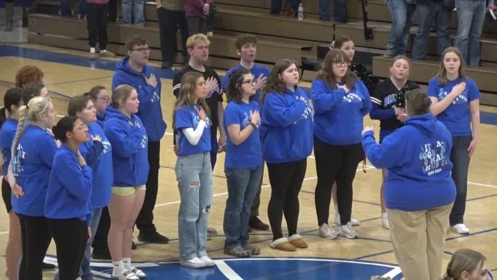 porta-basketballl-national-anthem_preview-0000004