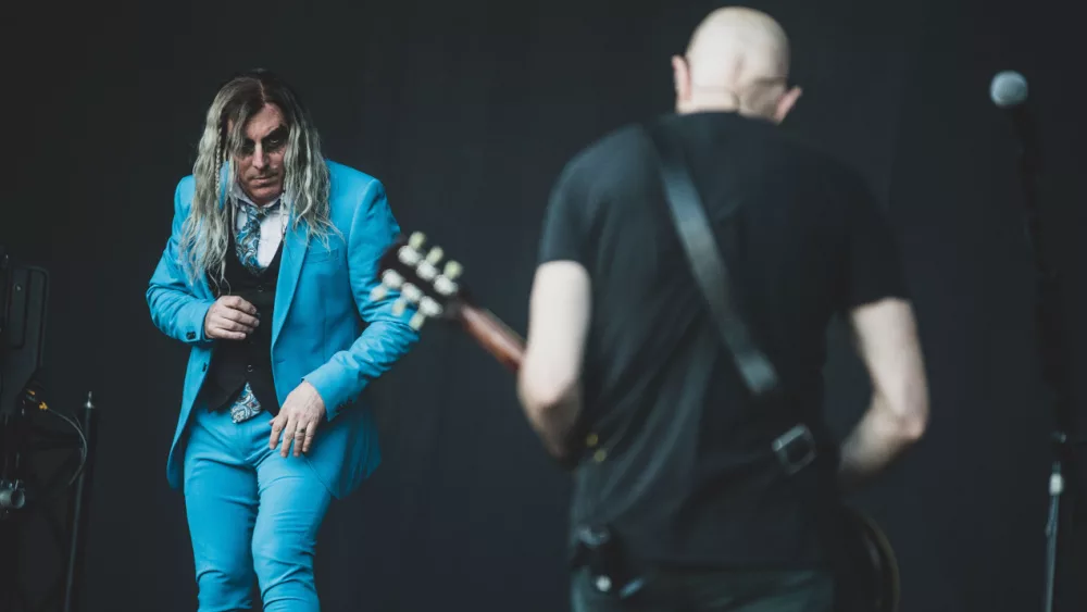 shutterstock_1112832884907707