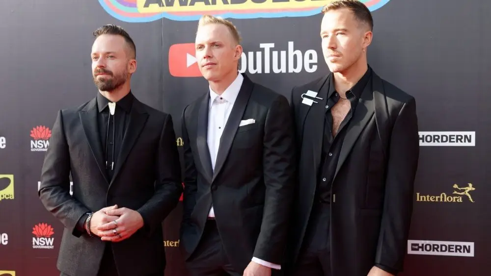 Rufus du sol attends the 2022 ARIA Awards at The Hordern Pavilion on November 24^ 2022 in Sydney^ Australia